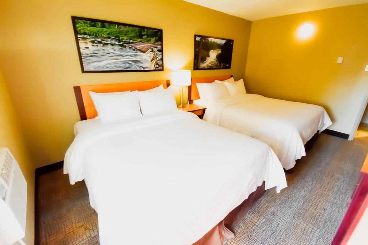 Hotel Canad Destination Centre Windsor Park Winnipeg